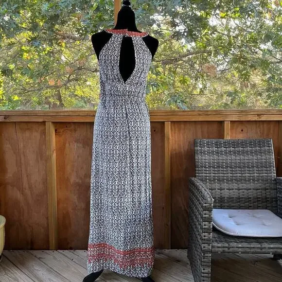 THML Jameson Embroidered Sleeveless Maxi Dress Size M - Picture 3 of 10